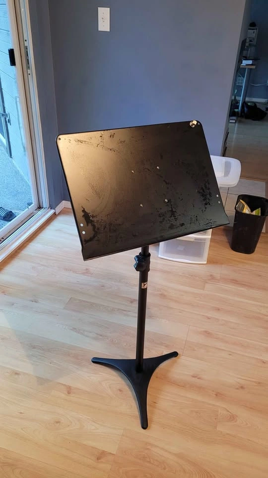 Heavy-Duty Metal Orchestra Music Stand – Sturdy & Adjustable - photo 2