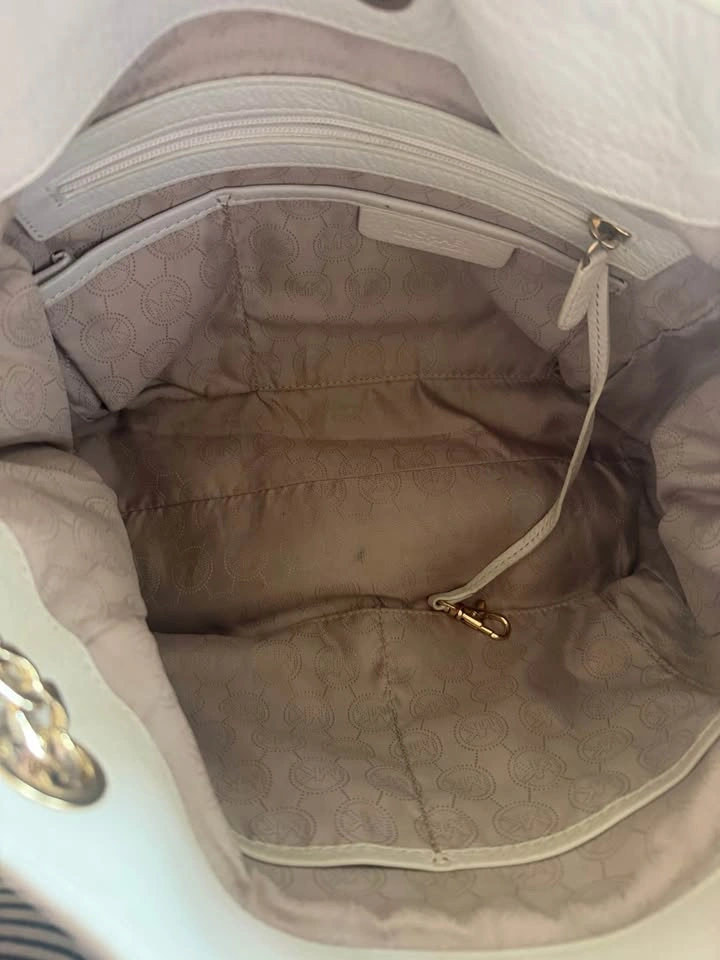Michael Kors White Leather Handbag – Great Condition - photo 5