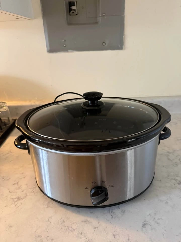 Large Slow Cooker / Crock Pot - photo 3