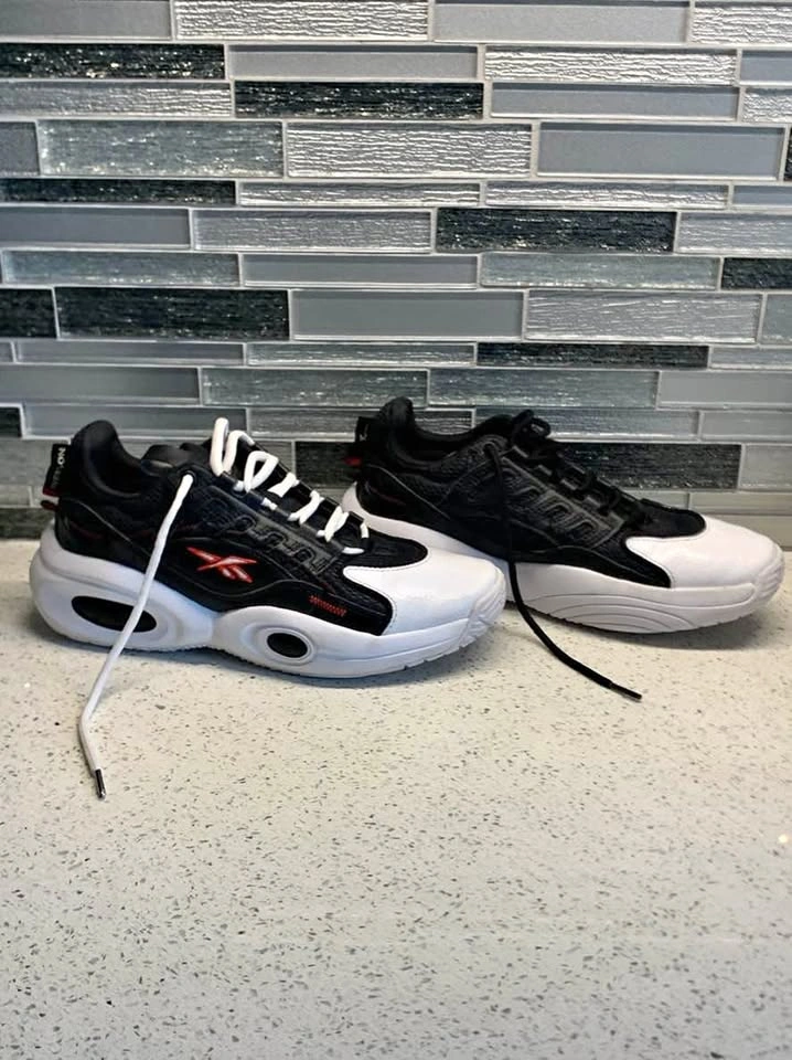 Reebok Solution Mid Black White Victor Red