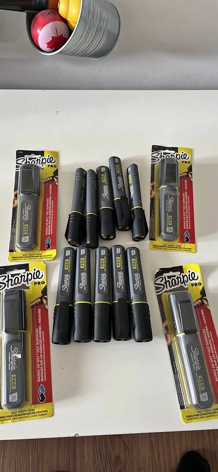 Sharpie Pro markers