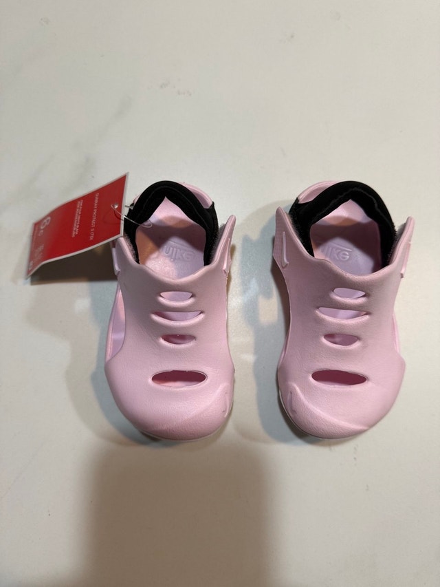 Nike Sunray Protect 3 Size 6c