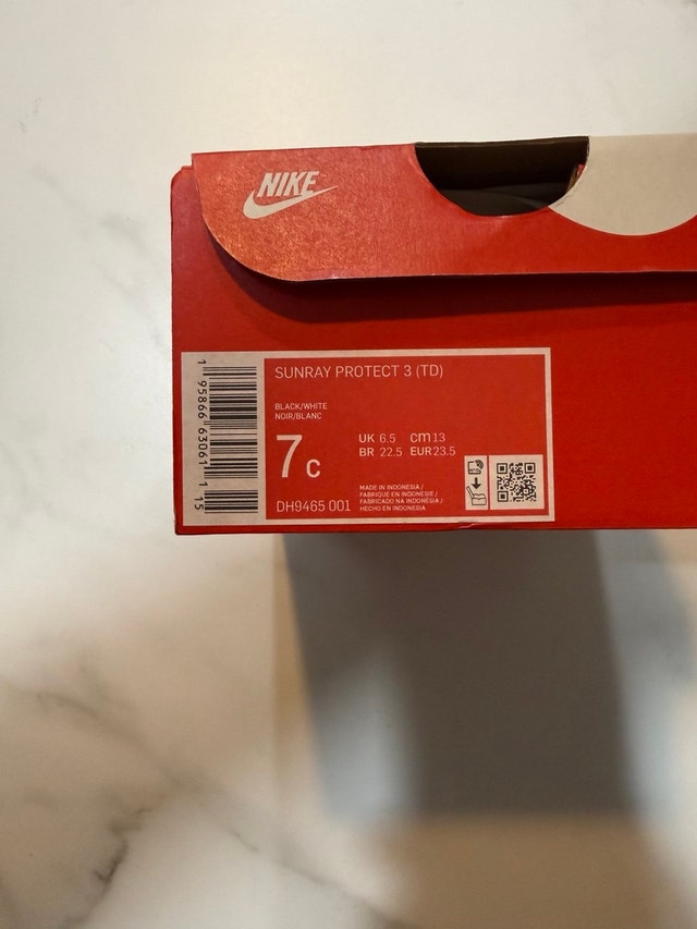 Nike Sunray Protect 3 Size 7c - photo 2