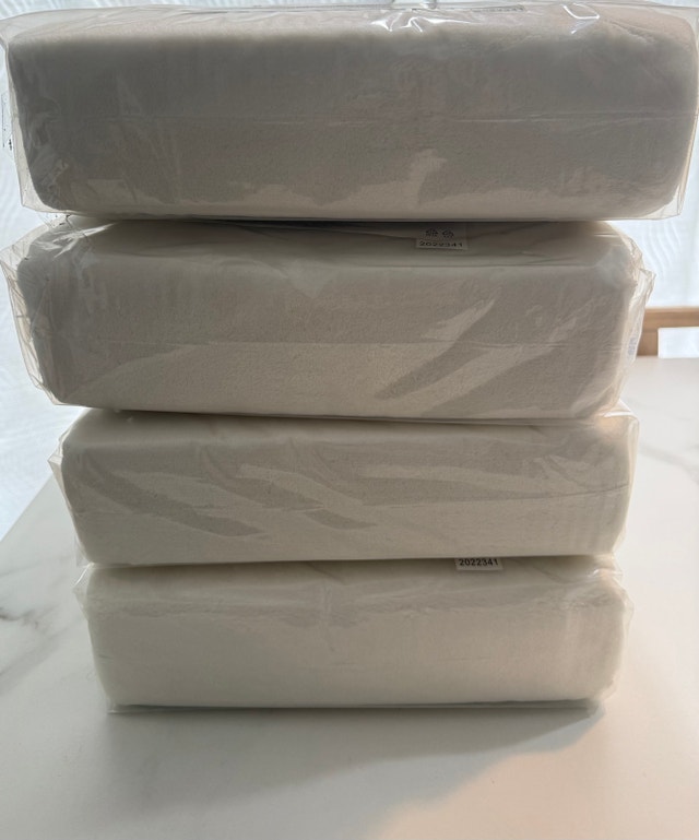 Amazon Basics Velvet Plush Blanket - photo 4