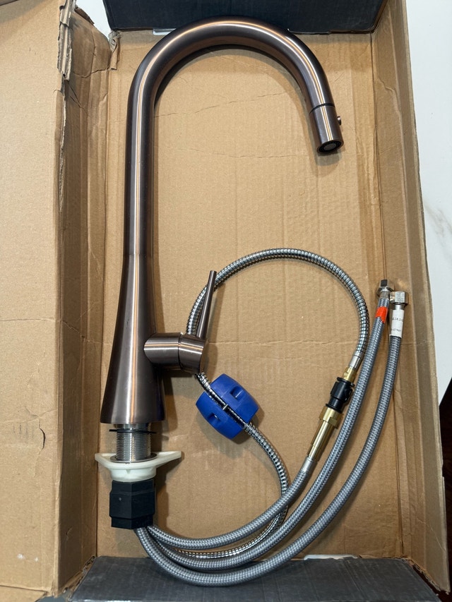 Houzer Soma Pull Down Kitchen Faucet - photo 2