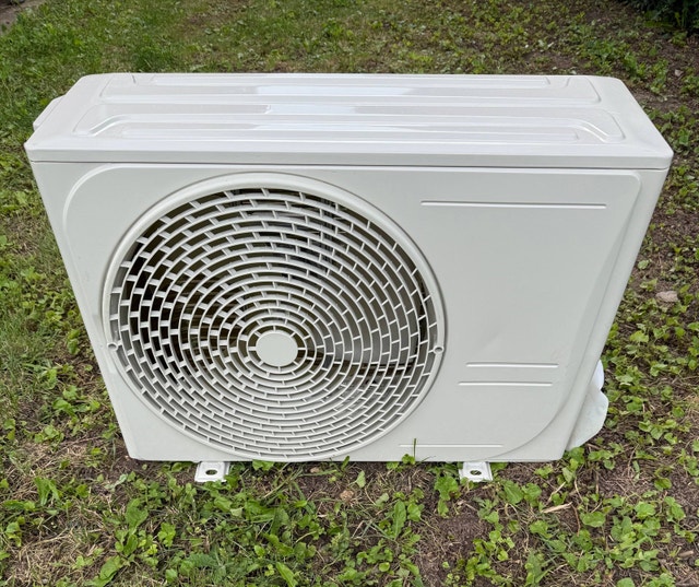 COSTWAY 12000 BTU Mini Split Air Conditioner