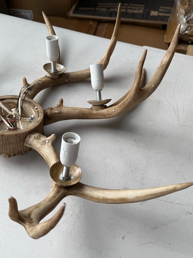 Hubrin Antler Chandelier - photo 2