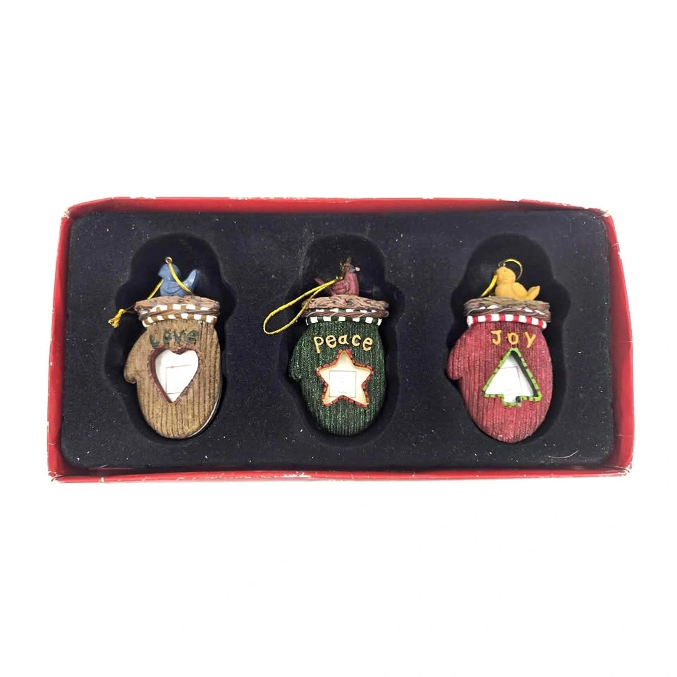 Set of 3 Mitten Photo Frame Christmas Ornaments
