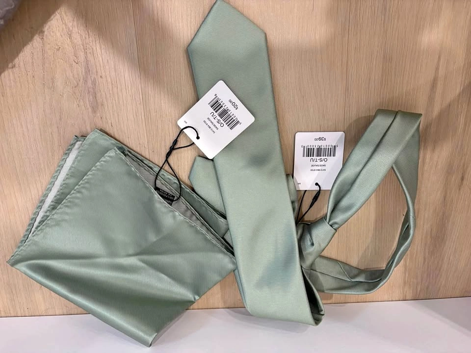 Sage green tie & pocket square