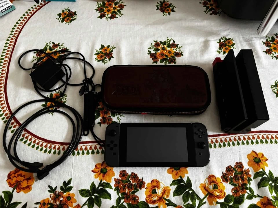 Nintendo Switch Bundle - photo 3