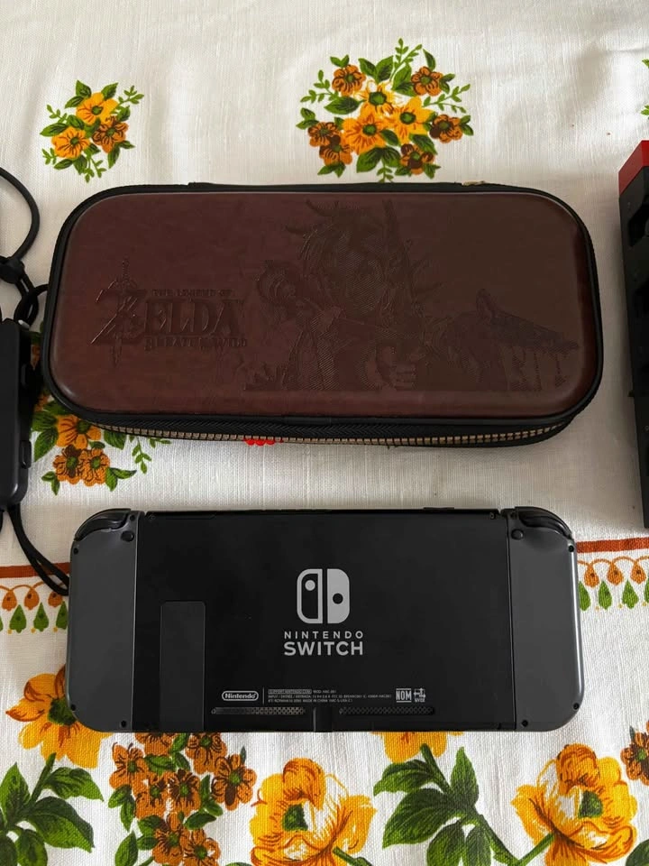 Nintendo Switch Bundle - photo 4