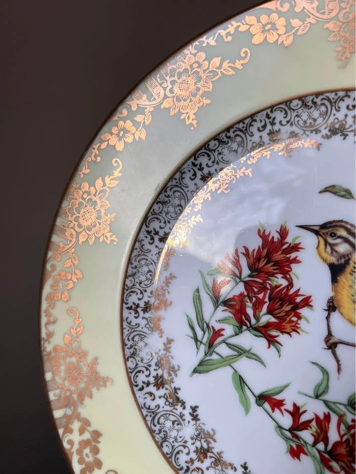 Vintage JKW Germany Fine Porcelain Bird Design Gold Rim 10.5” Pl - photo 5