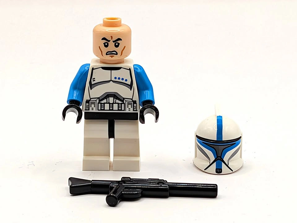 Lego Star Wars: Clone Trooper Lieutenant Minifigure (sw0502)