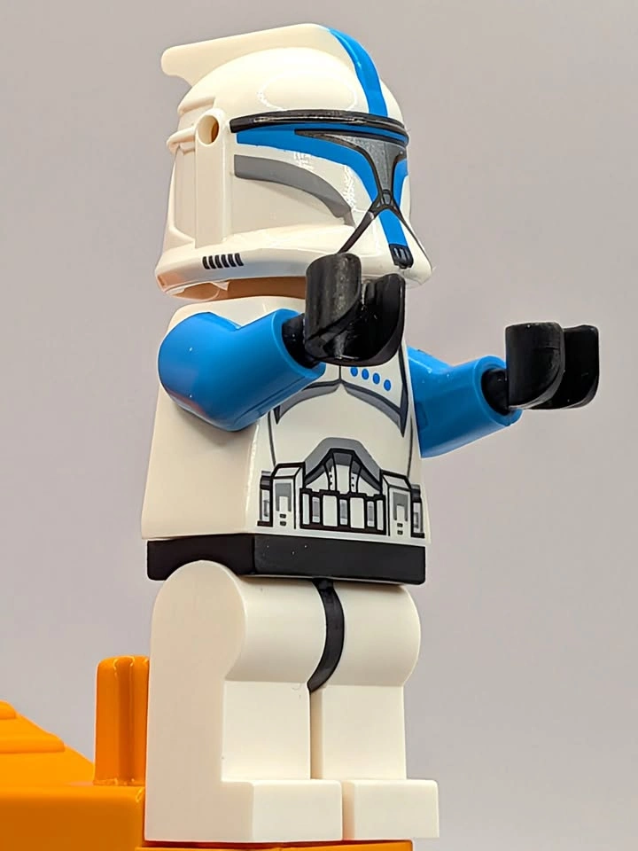 Lego Star Wars: Clone Trooper Lieutenant Minifigure (sw0502) - photo 2