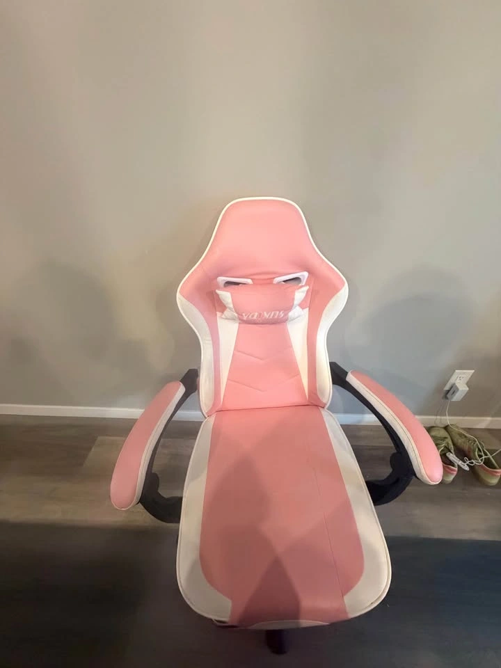 Pink gamer chair - photo 2