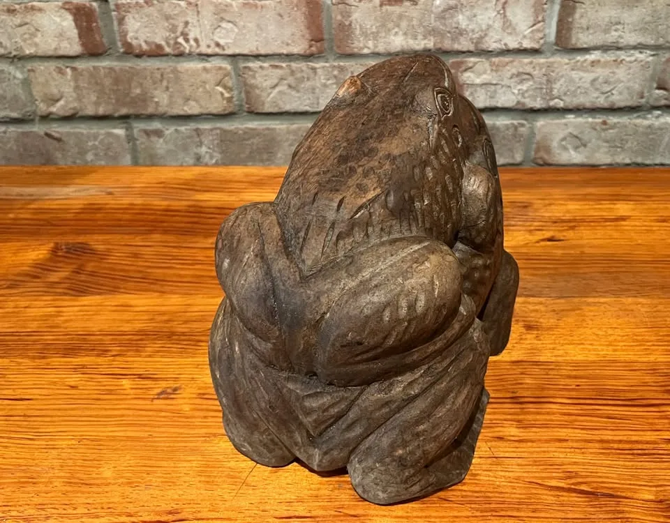 Vintage Large Hand-carved Wooden Frogs Sculpture image indicator(4)