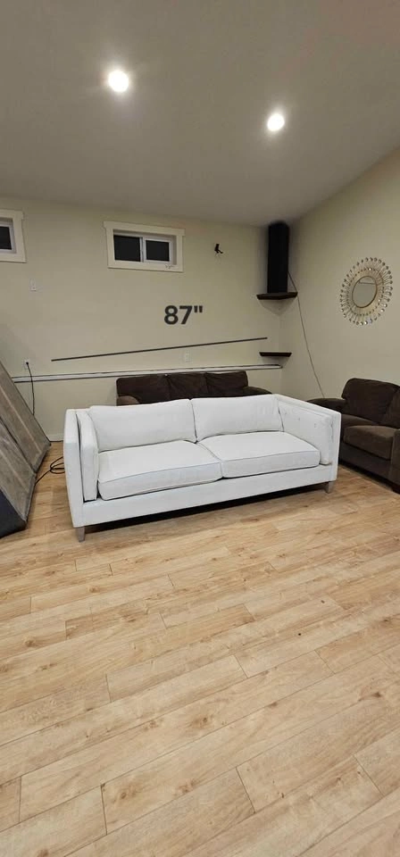 87" Designer Cream Sofa - photo 2