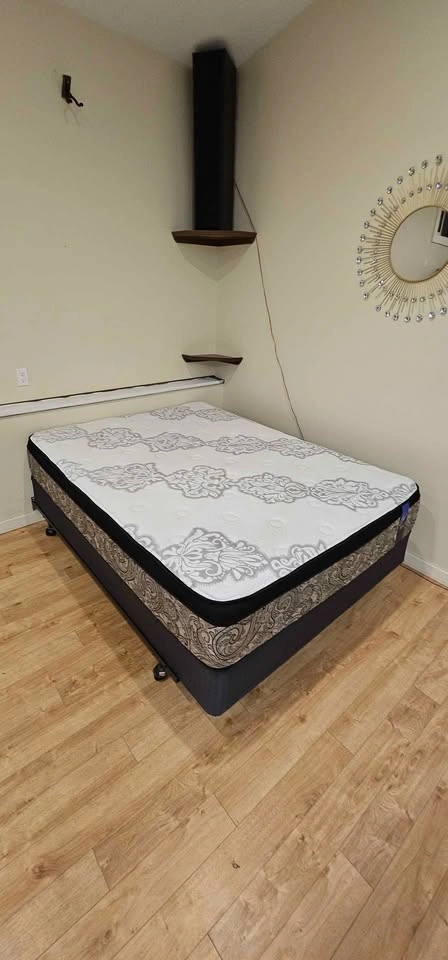 Complete Queen Bed - photo 5