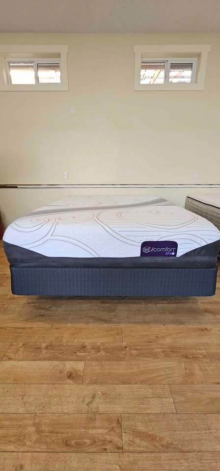 Stearns & Foster + Serta iComfort EFX Queen Bed Sets - photo 2