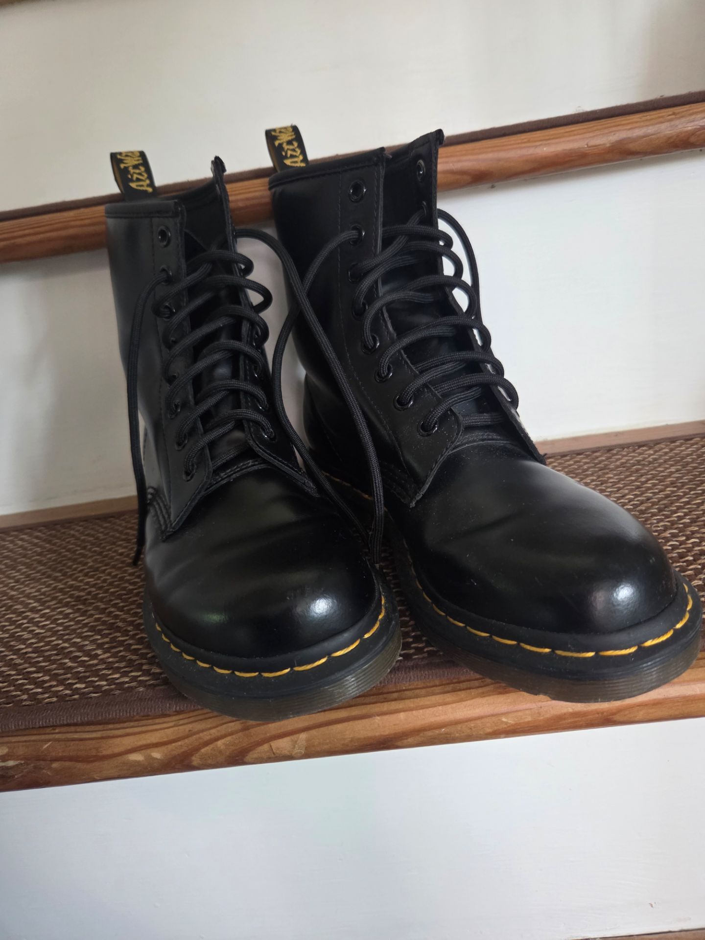 Doc Martens Size 8 - photo 2
