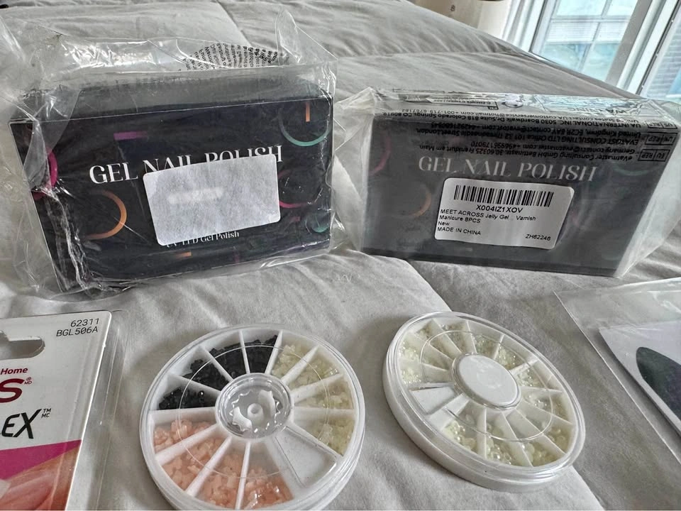 Brand New Gel Nail Polish Cat Eye and transparent + Nail Art