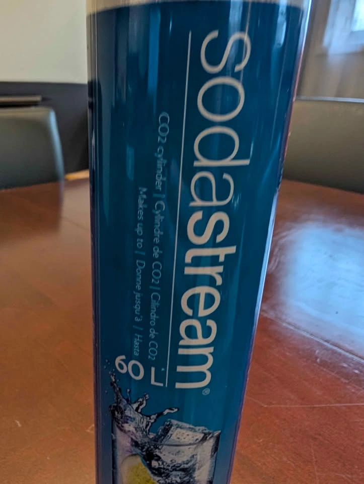 2 Empty Sodastream CO2 Canisters - photo 3