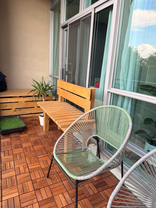 Backyard/balcony bench - photo 3