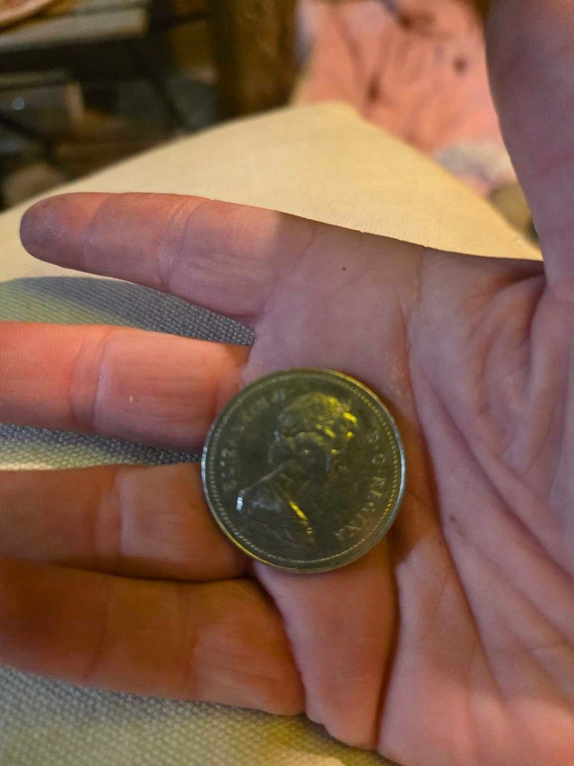 1979 Canadian Silver Dollar - photo 2