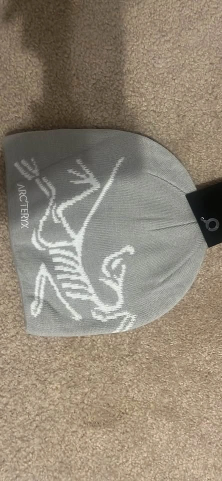 Arc’teryx beanies - photo 5