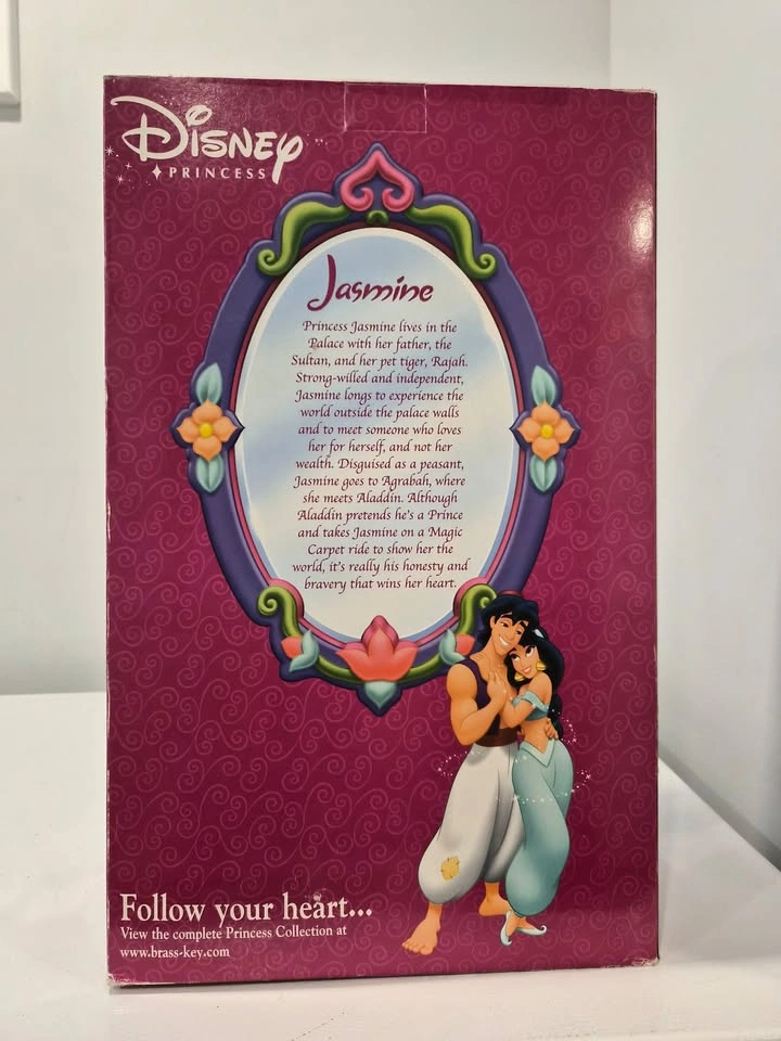 2003 Disney Princess Jasmine Porcelain Keepsake Doll - photo 2