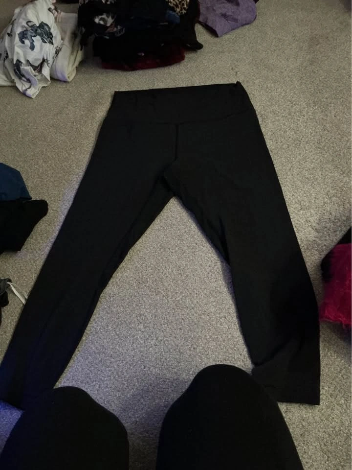 Lululemon Black Leggings Size 12 - photo 2