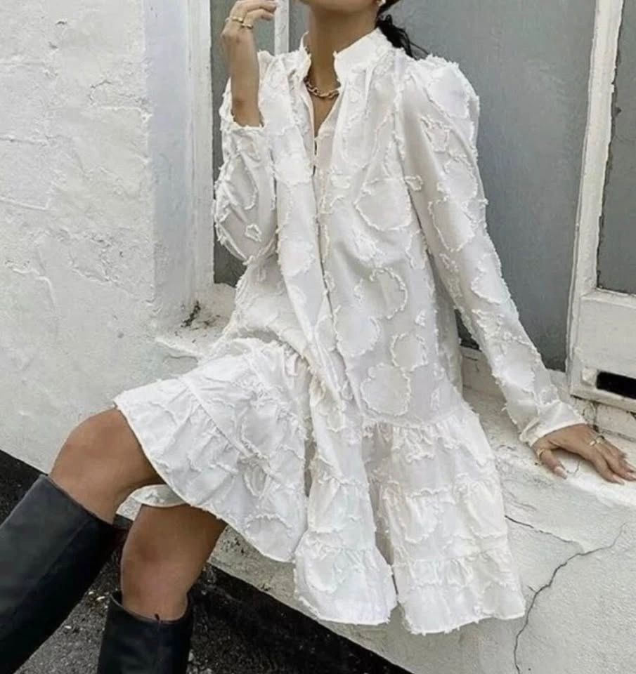 H&M VIRAL DRESS SIZE MEDIUM WORN ONCE - photo 2