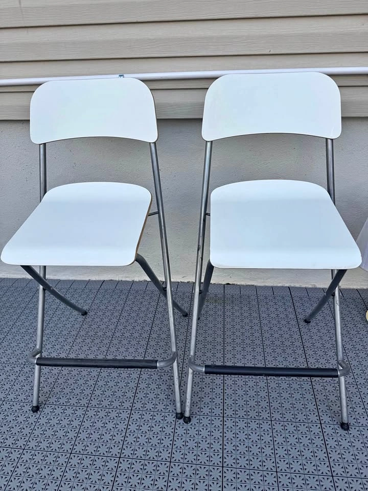IKEA FRANKLIN Bar stool in white x2