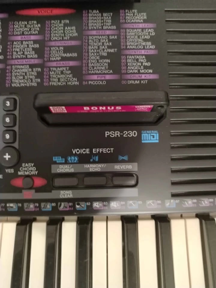 Yamaha PSR-230 Keyboard - photo 2