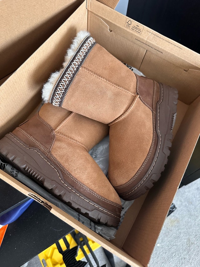 UGG Kids Classic Short Trailgazer