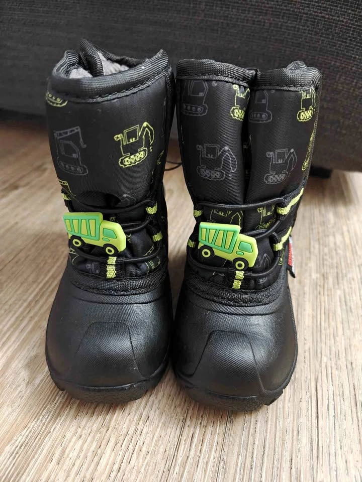 Walmart Toddler Boys' Dump Truck Snow Boots