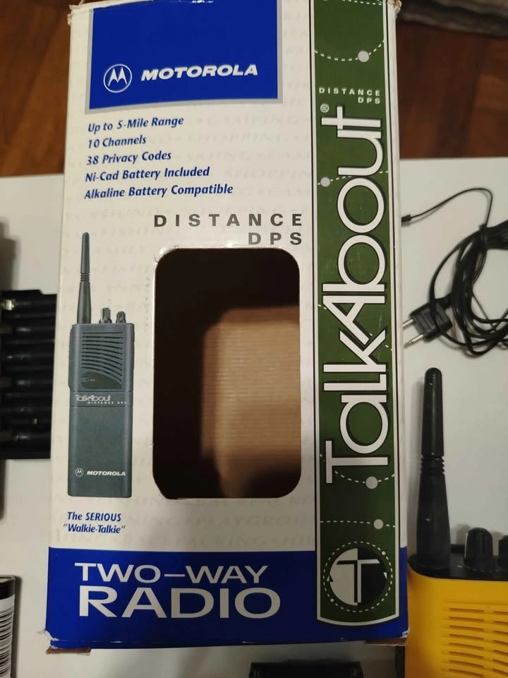 Motorola TalkAbout Distance DPS Two-Way Radio - photo 4