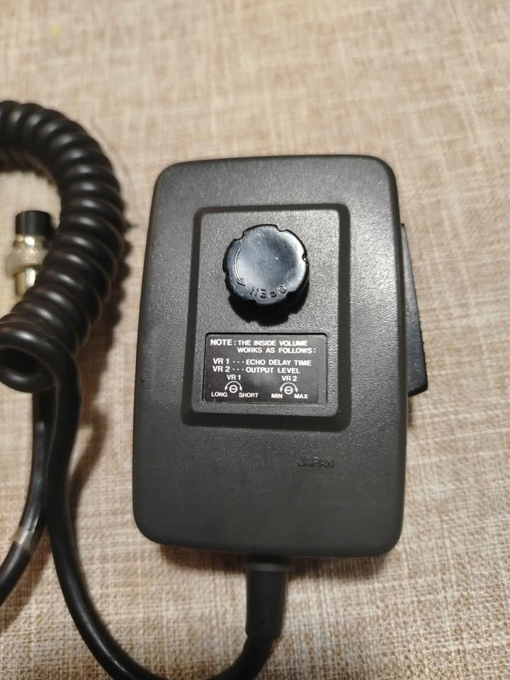 Road Noise EC-2018TB Echo Power CB Microphone - photo 2