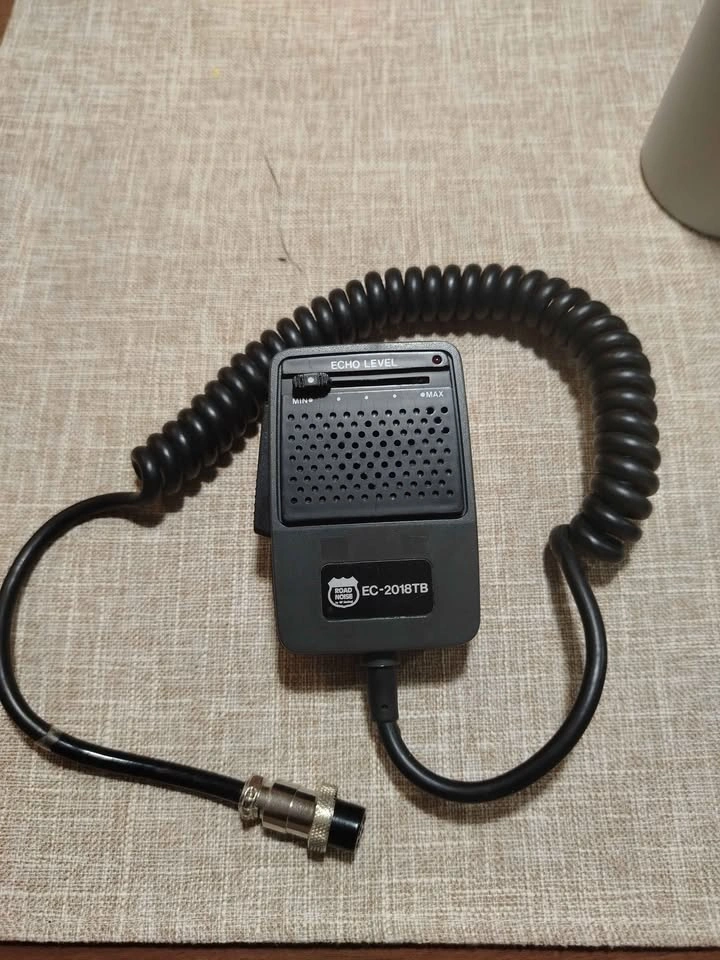 Road Noise EC-2018TB Echo Power CB Microphone - photo 3