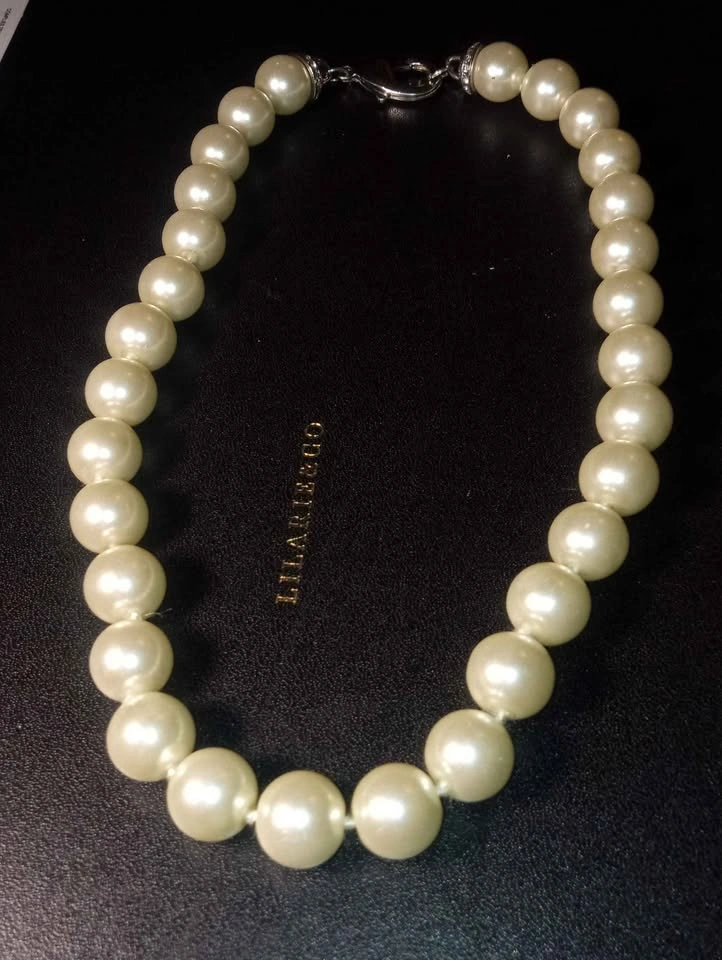 Glass Pearls Bead Necklace Vintage Costume Jewelry Unsigned - photo 2