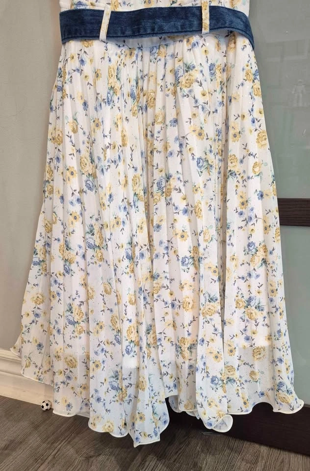 Girls Sparkly Floral Pleated Dress with Jean Belt – Age 10-11 - photo 4