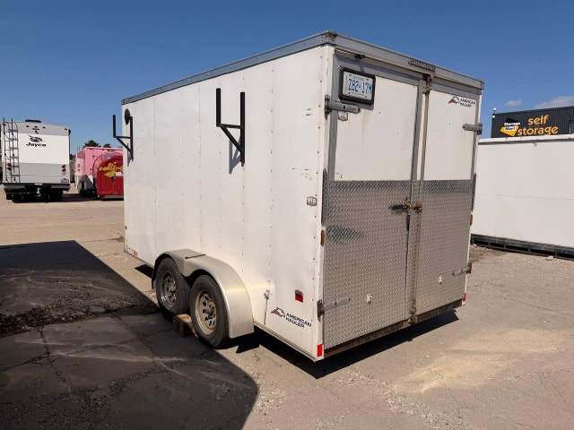 14 ft enclosed cargo trailer - photo 2