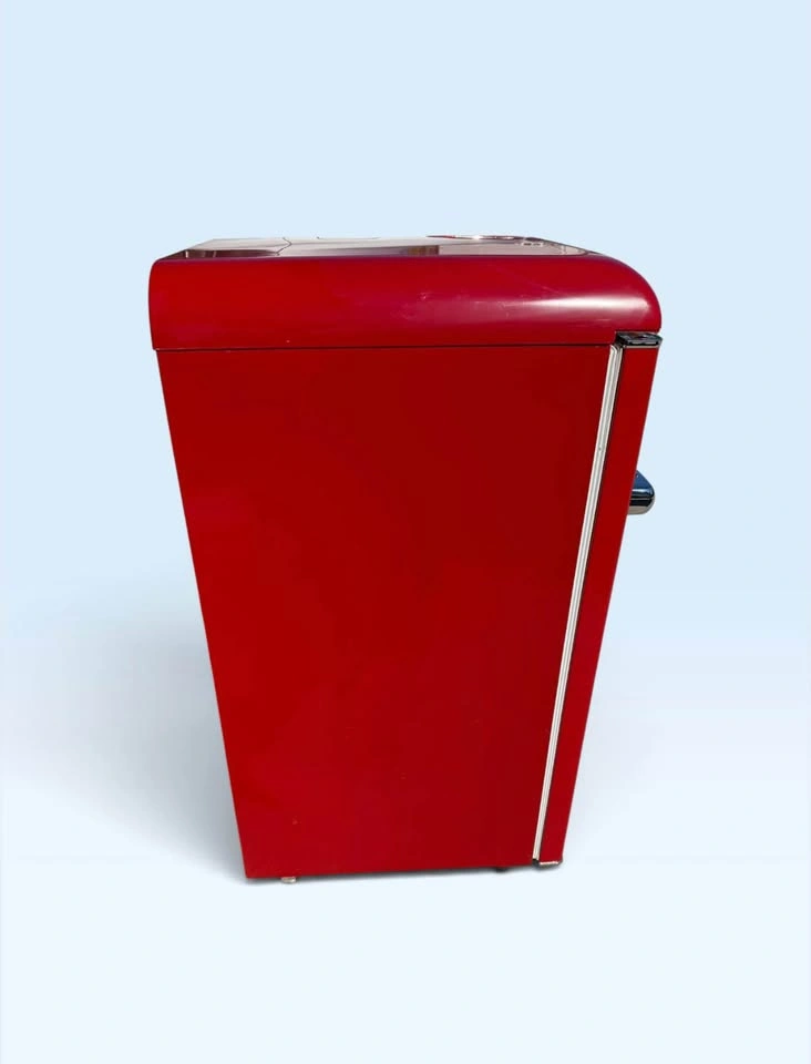 Galanz mini fridge - photo 4