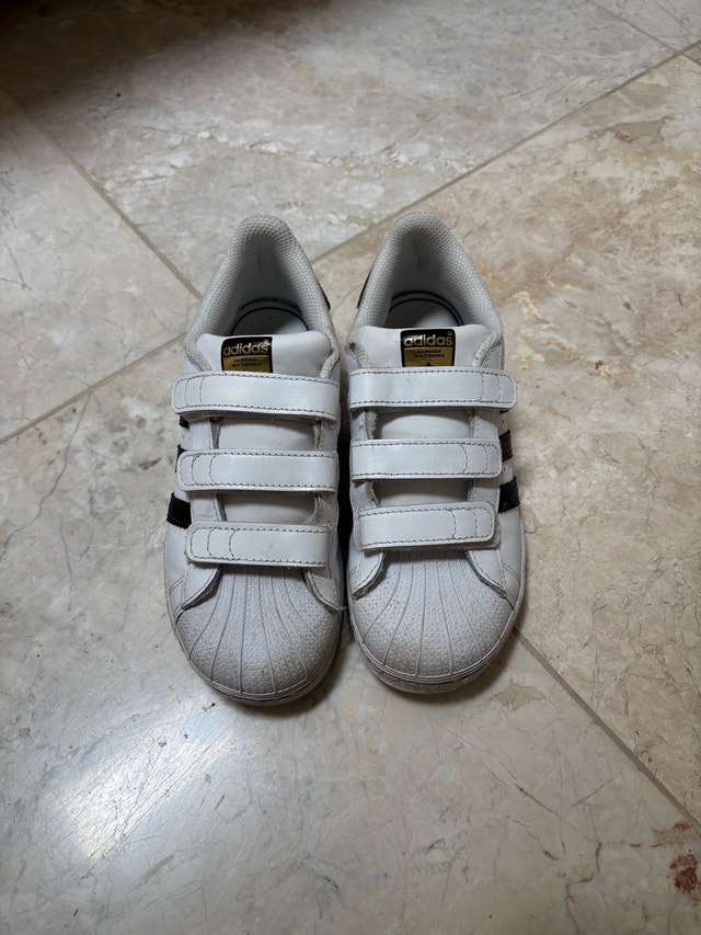 Aadidas Superstar shoes (Youth) - photo 3
