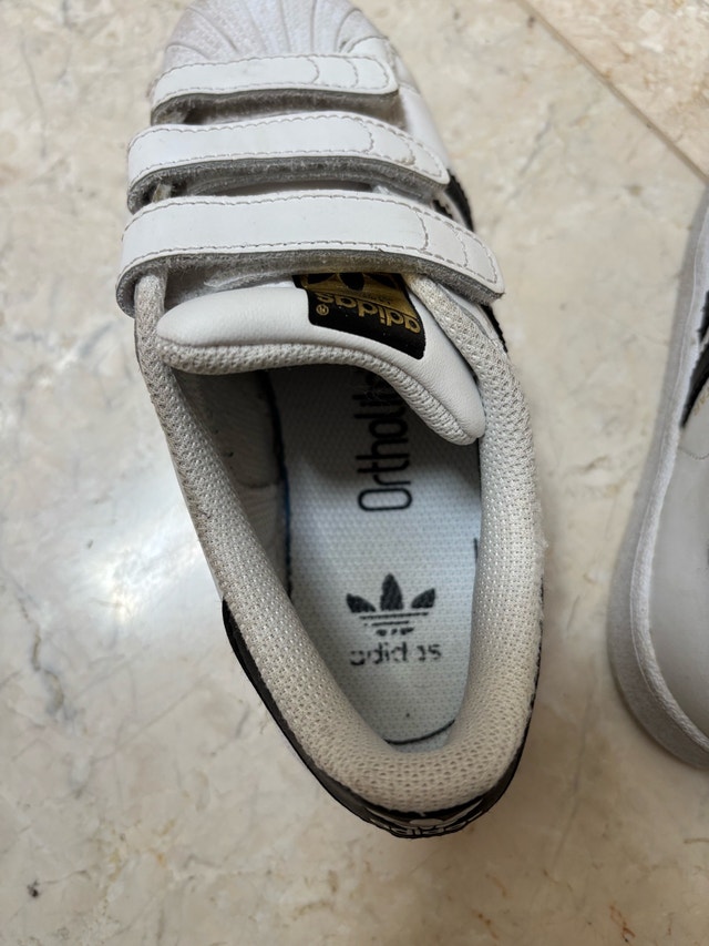 Aadidas Superstar shoes (Youth) - photo 4