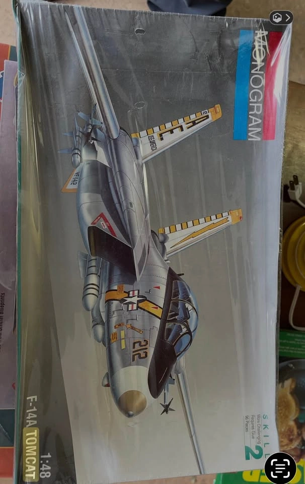 Tom cat model - vintage find still sealed - photo 2