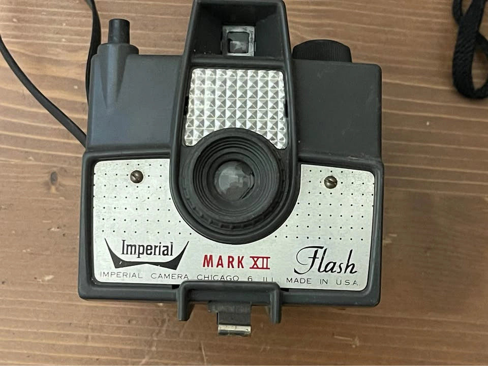 Old cameras - vintage - photo 3