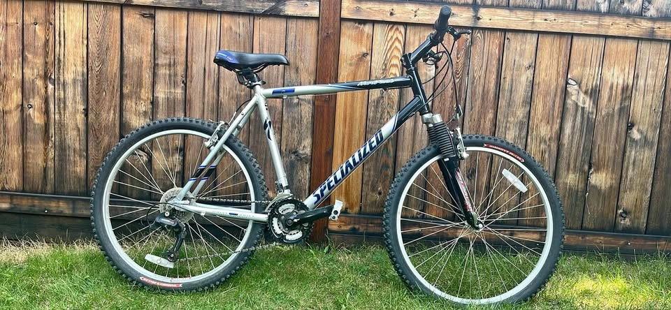 Specialized Hardrock Mountain Bike