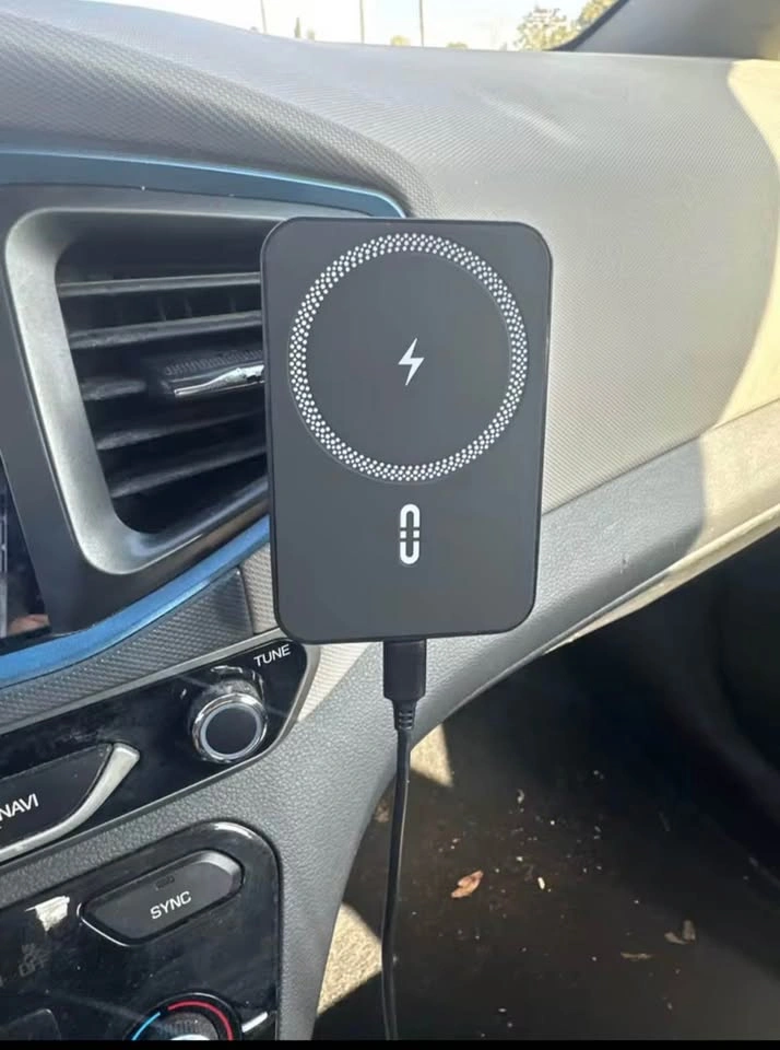 Magnetic Car Phone Mount - MagSafe Compatible - photo 3