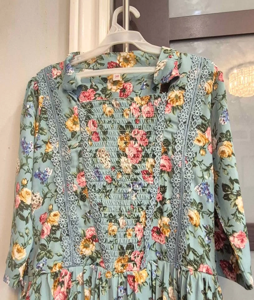 Girls Vintage Style Floral Pleated Dress - Size 36 - photo 3
